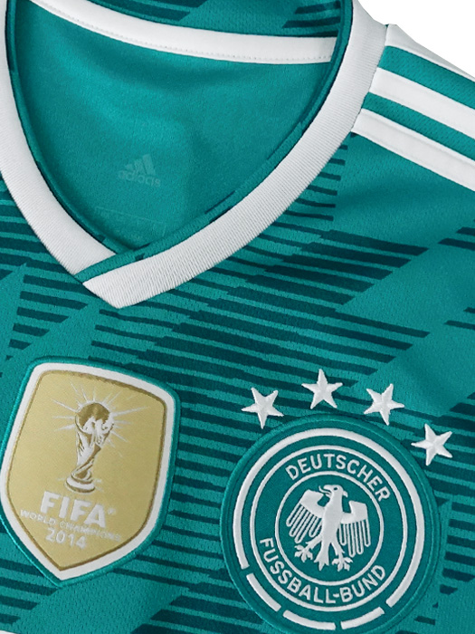 (アディダス) adidas/18/19ドイツ代表/アウェイ/半袖/クロース/2018ワールドカップバッジ+LIVING FOOTBALLバッジ付/DUA66-BR3144