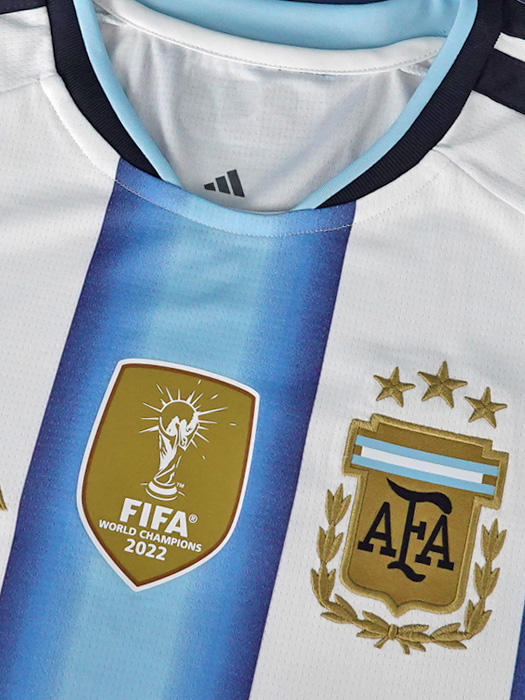 (アディダス) adidas/26/27アルゼンチン代表/ホーム/半袖/20マック・アリスター/JVE31-JM8396