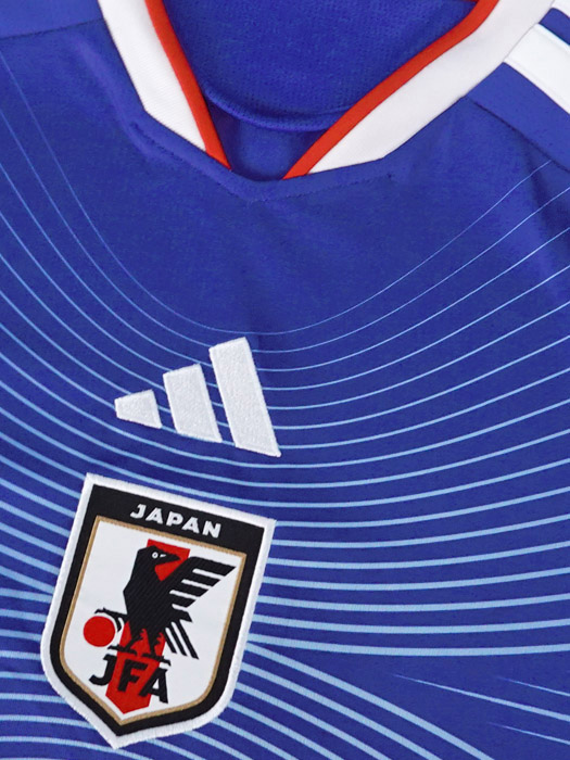 (アディダス) adidas/26/27日本代表/ホーム/半袖/5長友/ジュニア用/UV719-JZ9688