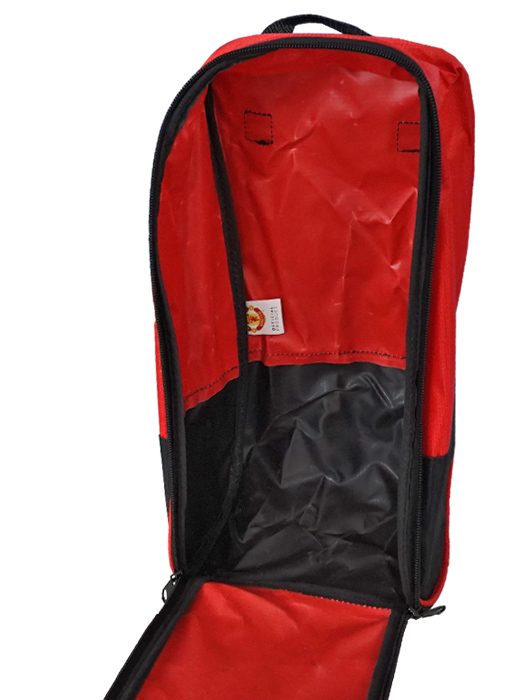 クラブオフィシャルグッズ/マンチェスターユナイテッド /オフィシャルシューズバッグ/レッドXブラック/5015860242670