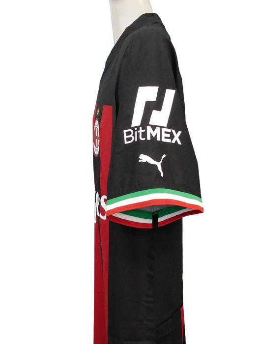 **限定入荷**(プーマ) PUMA/22/23ACミラン/オーセンティック/ホーム/半袖/フル/イブラヒモビッチ/スクデット+セリエA+BMX+WFX付/765822