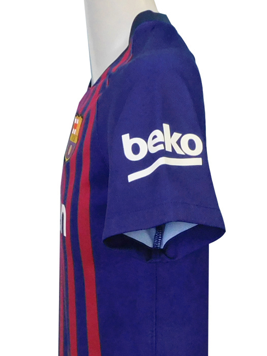 ***傷あり***(ナイキ) NIKE/18/19バルセロナ/ホーム/半袖/イニエスタ/ジュニア用/894458-456