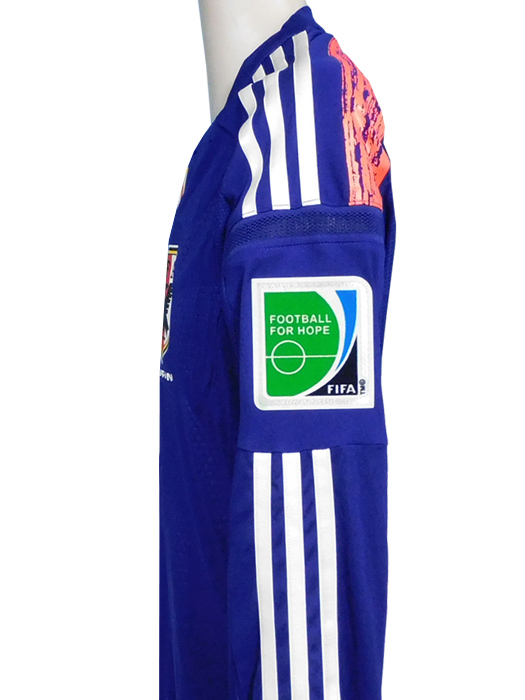 ***限定再入荷***(アディダス) adidas/14/15日本代表/オーセンティック/ホーム/長袖/内田/W杯バッジ付/フルマーキング仕様/AD640-G85282