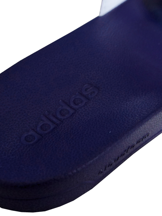 (アディダス) adidas/アディレッタ シャワー サンダル/クラウドホワイトXベタースカーレットXビクトリーブルー/HQ6885