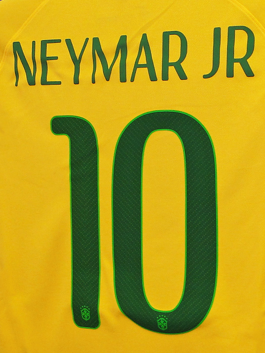 (ナイキ) NIKE/2014ブラジル代表/ホーム/半袖/ネイマール/ワールドカップバッジ付/フルマーキング仕様/575280-703
