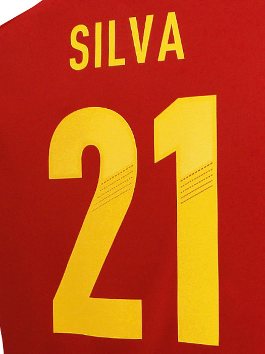 (アディダス) adidas/12/13スペイン代表/ホーム/半袖/ダビド・シルバ/2008優勝+RESPECTバッジ付/ZU355-X10937