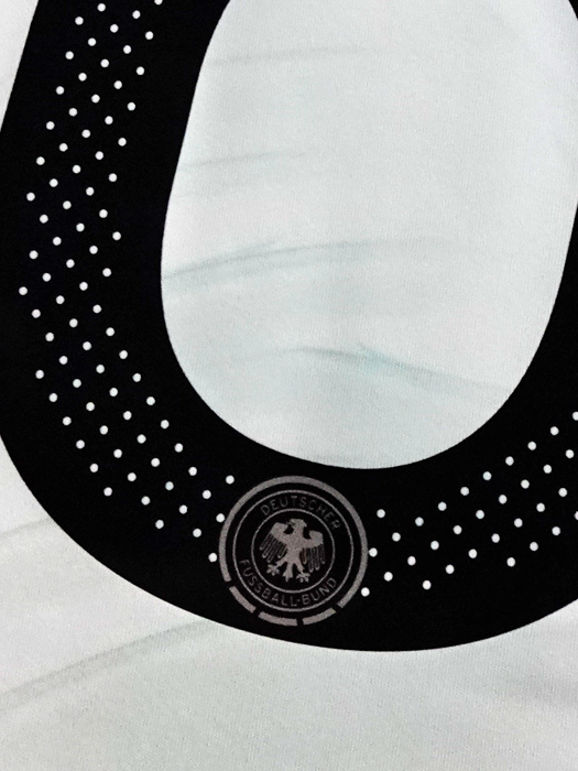 ***背面に汚れあり***(アディダス) adidas/16/17ドイツ代表/ホーム/半袖/エジル/BDY47-AI5014