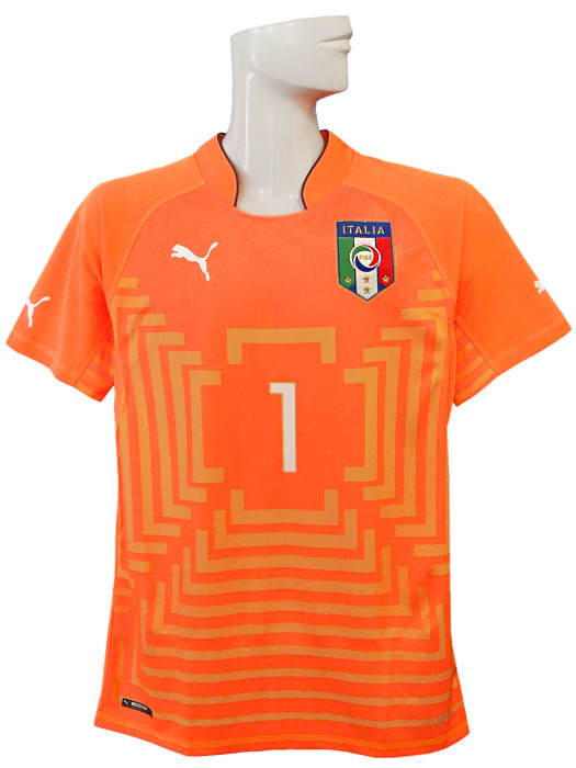 ***限定再入荷***(プーマ) PUMA/14/15イタリア代表/アウェイ/GK/半袖/ブッフォン/744293-48