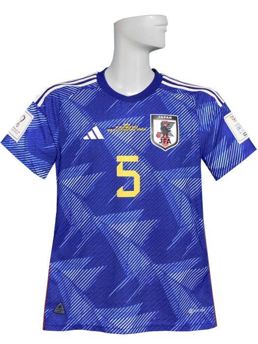(アディダス) adidas/22/23日本代表/オーセンティック/ホーム/半袖/長友/W杯バッジ+スペイン戦マッチデー付/フルDB445-HF1851