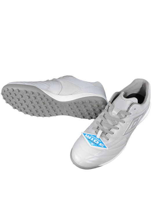 (アンブロ) UMBRO/アクセレイター TR WIDE/ホワイトXシルバー/UF5SFCT2M